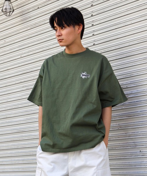 SPINNS（スピンズ）の「【ビッグシルエット】SHUT UPワンポイントロゴ Tシャツ（Tシャツ/カットソー・メンズ・ピンク系その他/カーキ/ホワイト/スミクロ/アッシュグレー・ONESIZE）」の21枚目の写真