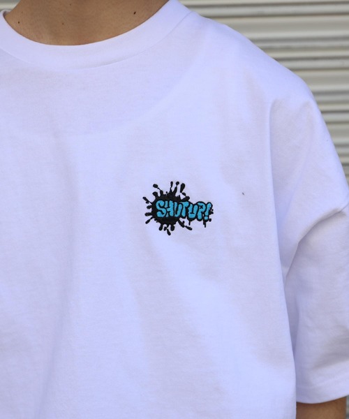 SPINNS（スピンズ）の「【ビッグシルエット】SHUT UPワンポイントロゴ Tシャツ（Tシャツ/カットソー・メンズ・ピンク系その他/カーキ/ホワイト/スミクロ/アッシュグレー・ONESIZE）」の8枚目の写真