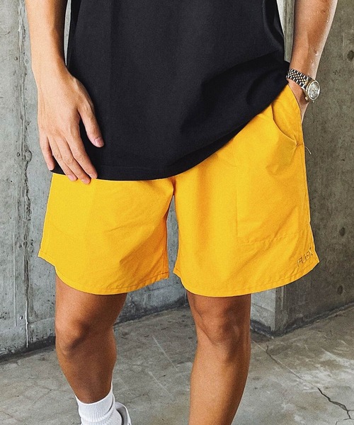 FLEX(フレックス)の「【FLEX】Nylon buggy shorts(その他パンツ・メンズ・グレー/グリーン/イエロー・MEDIUM/LARGE/SMALL)」の3枚目の写真
