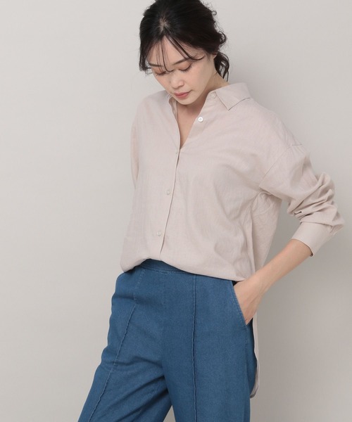 Elura（エルーラ）の「リネンブレンド冷感シャツ（シャツ/ブラウス・レディース・グリーン系その他/ライトピンク/ベージュ/ライトブルー・SMALL/LARGE/MEDIUM/X-LARGE）」の2枚目の写真