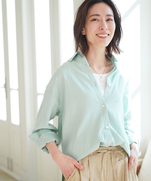 Elura（エルーラ）の「リネンブレンド冷感シャツ（シャツ/ブラウス・レディース・グリーン系その他/ライトピンク/ベージュ/ライトブルー・SMALL/LARGE/MEDIUM/X-LARGE）」の3枚目の写真