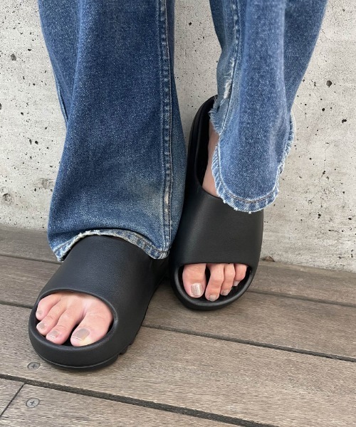 ROXY(ロキシー)の「RIPPLE/ロキシーサンダル(サンダル・レディース・オレンジ/パープル/ブラック・SMALL/MEDIUM/LARGE)」の13枚目の写真