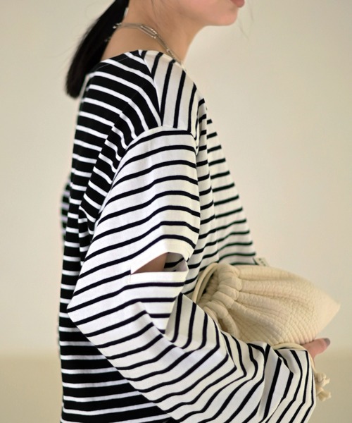 Marient（マリエント）の「配色ボーダースリットTEE（Tシャツ/カットソー・レディース・ブラック/ブルー・FREE）」の8枚目の写真