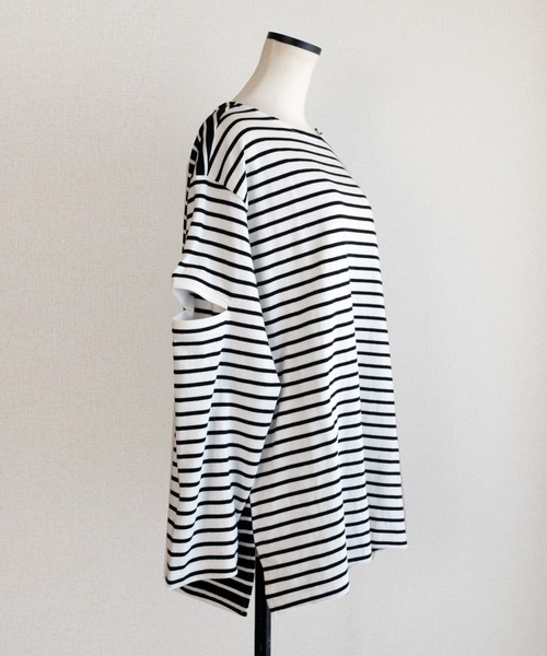 Marient（マリエント）の「配色ボーダースリットTEE（Tシャツ/カットソー・レディース・ブラック/ブルー・FREE）」の20枚目の写真