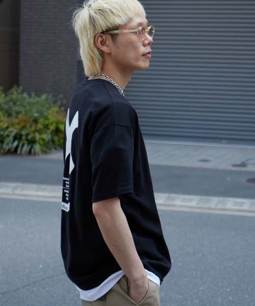 NO NEED（ノーニード）の「Xマーク ビッグシルエット バックプリント カラーTシャツ（Tシャツ/カットソー・メンズ・ホワイト/ブラック/ピンク/イエロー・ﾌﾘ-）」の8枚目の写真