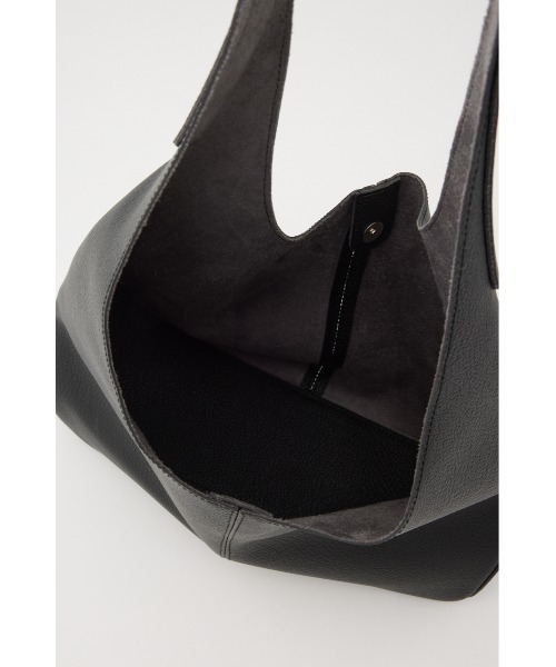 boohoo フェイクレザー クロスボディバッグ ブラック セール】AIRY F/LEATHER CROSS BODY BAG エアリー フェイク