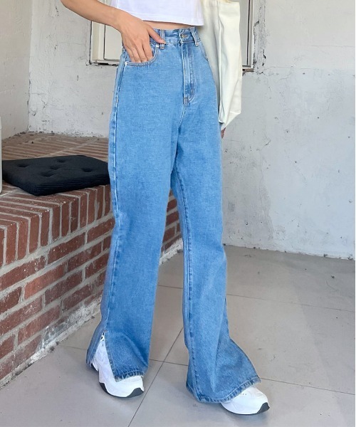 ad thie(アドティエ)の「デニムパンツ サイドスリット ハイウエスト SML(デニムパンツ・レディース・ブルー/ライトブルー/ブラック系・MEDIUM/LARGE/SMALL)」の3枚目の写真