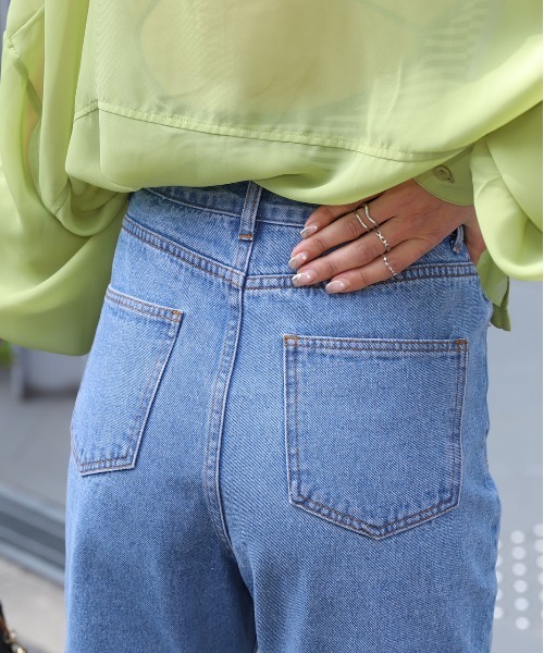 ad thie(アドティエ)の「デニムパンツ サイドスリット ハイウエスト SML(デニムパンツ・レディース・ブルー/ライトブルー/ブラック系・MEDIUM/LARGE/SMALL)」の20枚目の写真