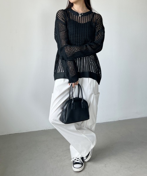 CLEA（クレア）の「かぎ編みグランジオーバーサイズニット（ニット/セーター・レディース・ホワイト/カーキ/ブラック/グレー・FREE）」の6枚目の写真