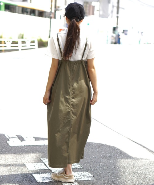 BROOKLYN OVERALL（ブルックリンオーバーオール）の「エプロンマキシワンピ（ワンピース・レディース・カーキ/ベージュ・FREE）」の15枚目の写真