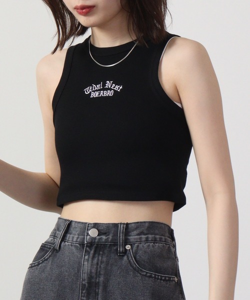 FUNALIVE（ファンアライブ）の「ABETTOR SELECT 韓国ファッション　テレコ刺繍「WIDAL NEST」ロゴクロップド丈タンクトップ（Tシャツ/カットソー・レディース・ブラック/カーキ/チャコールグレー/ホワイト・FREE）」の21枚目の写真