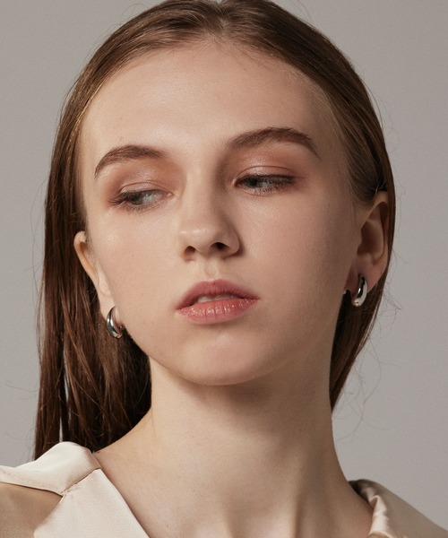 CENE(セネ)の「【CENE】セネ/ティアドロップイヤリング(イヤリング・レディース・シルバー/ゴールド・FREE)」の14枚目の写真