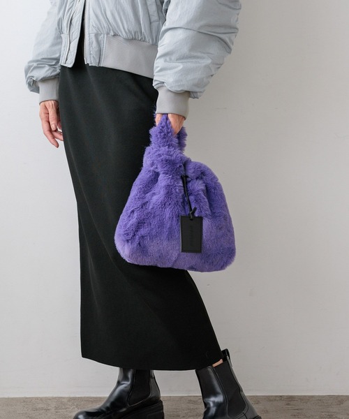 HEREIAM(ヘレイアム)の「【HEREIAM】トリッキーFUR BAG(ハンドバッグ・レディース・パープル/ブラウン系その他/ライトグレー/オレンジ/ピンク/ネイビー/スカイブルー/バイオレット/イエロー/ターコイズブルー/ブラウン系・FREE)」の7枚目の写真