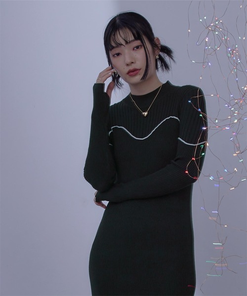 miette(ミエット)の「配色ラインリブニットワンピース(ワンピース・レディース・グレー/ブラック/カーキ・FREE)」の6枚目の写真
