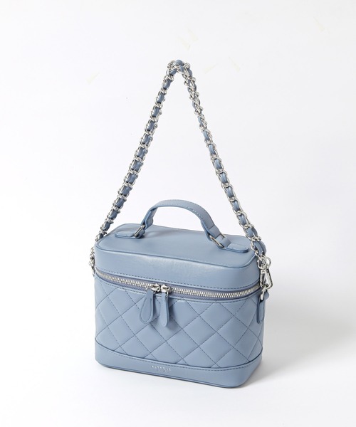 ALTROSE(アルトローズ)の「キルティング ショルダーバッグ 3WAYBAG バニティ II 2WAY バニティバッグ(ショルダーバッグ・レディース・ブルー/ベージュ/ブラック/ピンク・FREE)」の18枚目の写真
