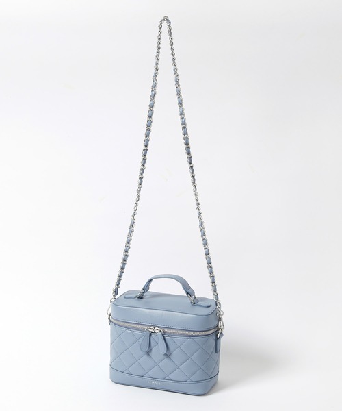 ALTROSE(アルトローズ)の「キルティング ショルダーバッグ 3WAYBAG バニティ II 2WAY バニティバッグ(ショルダーバッグ・レディース・ブルー/ベージュ/ブラック/ピンク・FREE)」の19枚目の写真