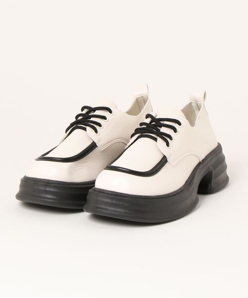 STYLEBLOCK(スタイルブロック)の「厚底レースアップマニッシュシューズ(パンプス・レディース・ブラック/ベージュ/オフホワイト・39/38/37)」の2枚目の写真