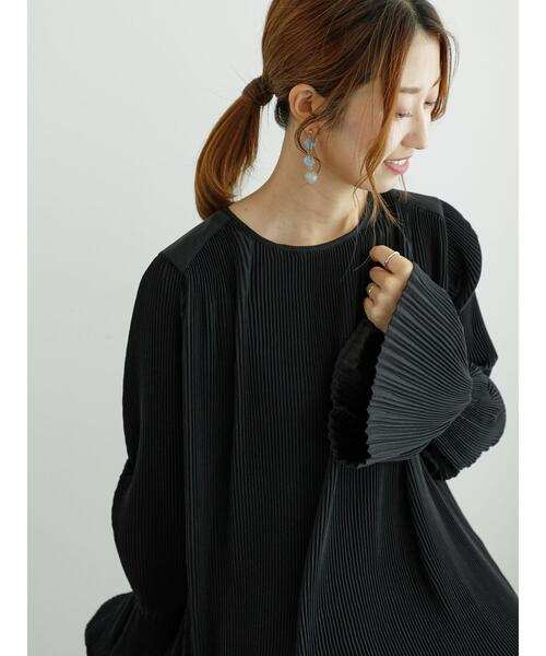 Te chichi（テチチ）の「プリーツロングブラウス（シャツ/ブラウス・レディース・ブルー/ブラック/オフホワイト・F）」の3枚目の写真