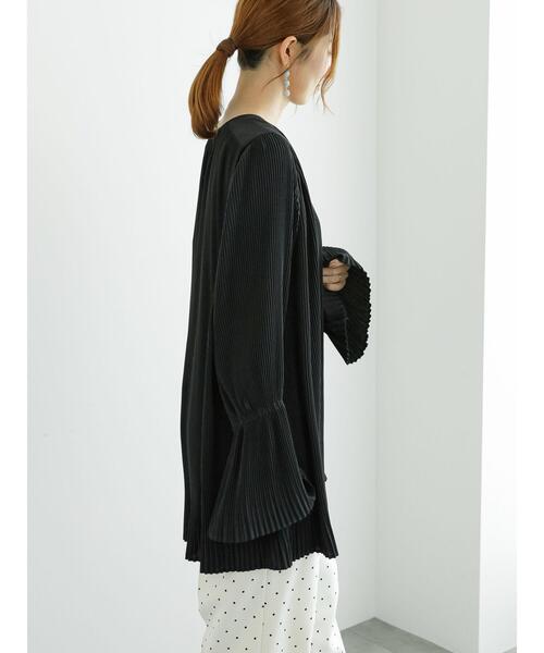 Te chichi（テチチ）の「プリーツロングブラウス（シャツ/ブラウス・レディース・ブルー/ブラック/オフホワイト・F）」の6枚目の写真