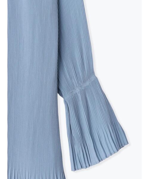 Te chichi（テチチ）の「プリーツロングブラウス（シャツ/ブラウス・レディース・ブルー/ブラック/オフホワイト・F）」の5枚目の写真