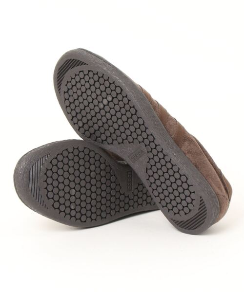 ADAM ET ROPE'（アダムエロペ）の「【公式サイト・一部サイト限定】【adidas】TOBACCO GRUEN（スニーカー・レディース・ダークブラウン/オフホワイト・23/25/24）」の4枚目の写真