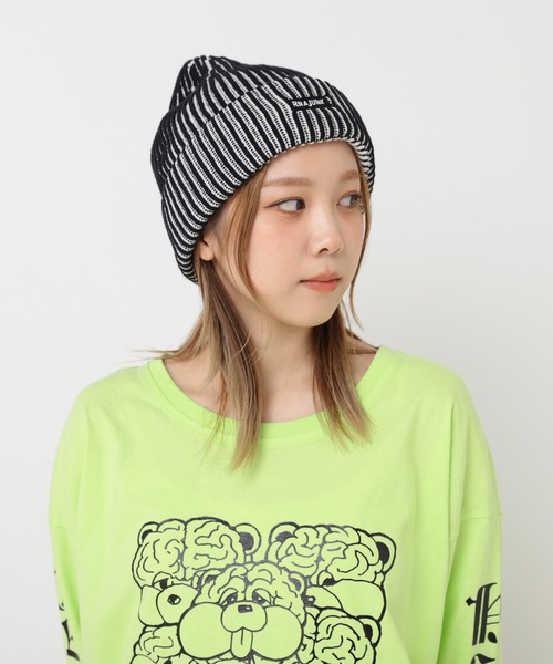 RNA(アールエヌエー)の「E4979 2カラーリブニットCAP(ニットキャップ/ビーニー・レディース・ライトグリーン/ピンク/ブラック×ホワイト・FREE)」の7枚目の写真