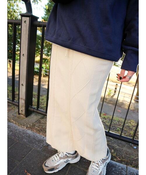 Green　Parks（グリーンパークス）の「ケーブルニットスカート（スカート・レディース・ベージュ/アイボリー/杢グレー・FREE）」の12枚目の写真