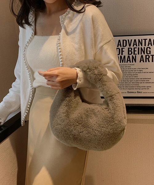Miniministore(ミニミニストア)の「エコファーバッグ ワンハンドルバッグ秋冬(ハンドバッグ・レディース・ブラウン/イエロー/ベージュ/アイボリー/グリーン/ピンク/ブラック・FREE)」の12枚目の写真