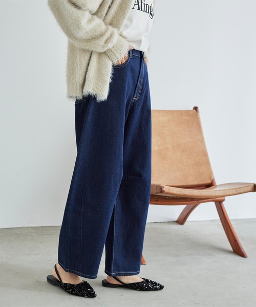 titivate(ティティベイト)の「カーブラインデニムパンツ(デニムパンツ・レディース・ブルー/ブラック/ライトブルー/インディゴブルー・M)」の12枚目の写真