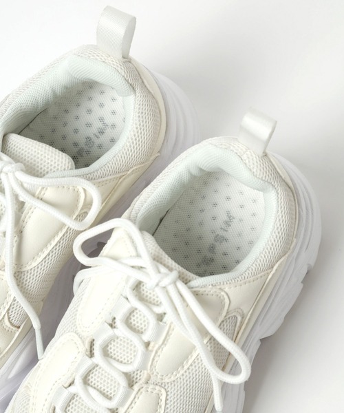 LEPSIM（レプシィム）の「厚底スニーカー　100633（スニーカー・レディース・ブラック/オフホワイト・MEDIUM/LARGE）」の7枚目の写真