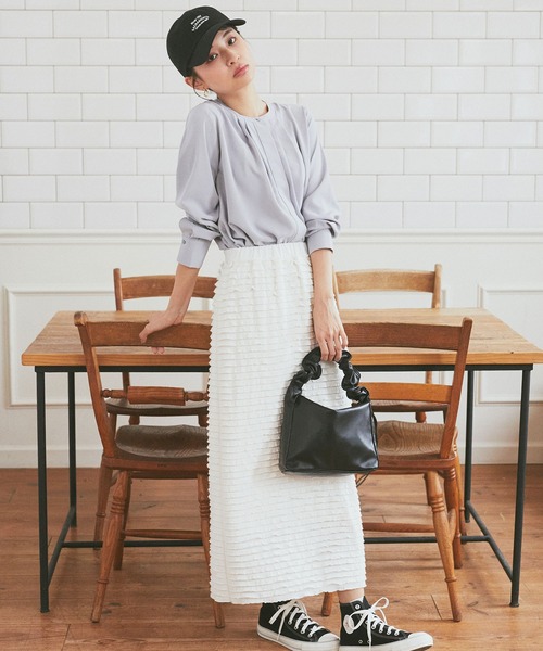 earth music&ecology（アースミュージックアンドエコロジー）の「ノーカラーフロントタックブラウス（シャツ/ブラウス・レディース・ライトピンク/オフホワイト/ネイビー/ライトグレー・FREE）」の7枚目の写真