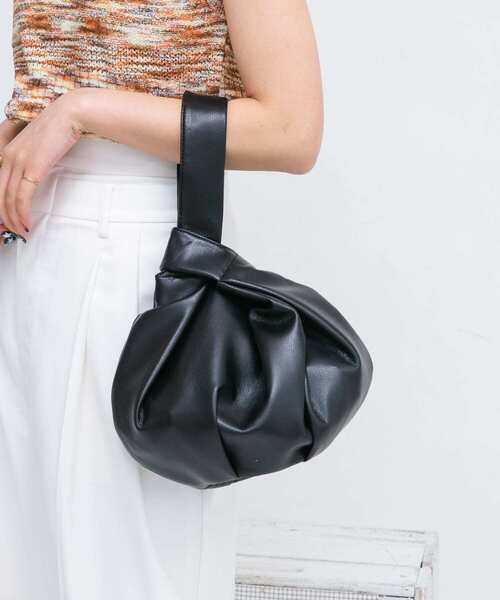 KBF（ケイビーエフ）の「ワンハンドルサークルBAG（ハンドバッグ・レディース・ブラック/シルバー/ブラック系その他・ONE）」の5枚目の写真