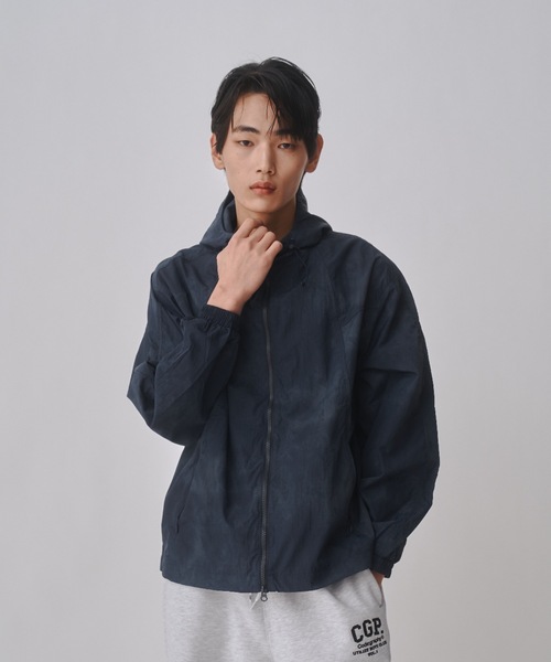 codegraphy（コードグラフィー）の「TECH NYLON TIEDYE HOOD WIND BRACKER JACKET（マウンテンパーカー・メンズ・カーキ/ネイビー・MEDIUM/LARGE）」の4枚目の写真