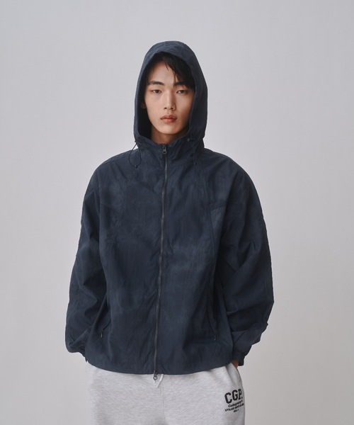 codegraphy（コードグラフィー）の「TECH NYLON TIEDYE HOOD WIND BRACKER JACKET（マウンテンパーカー・メンズ・カーキ/ネイビー・MEDIUM/LARGE）」の5枚目の写真