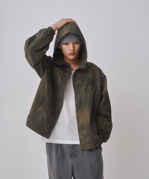 codegraphy（コードグラフィー）の「TECH NYLON TIEDYE HOOD WIND BRACKER JACKET（マウンテンパーカー・メンズ・カーキ/ネイビー・MEDIUM/LARGE）」の17枚目の写真