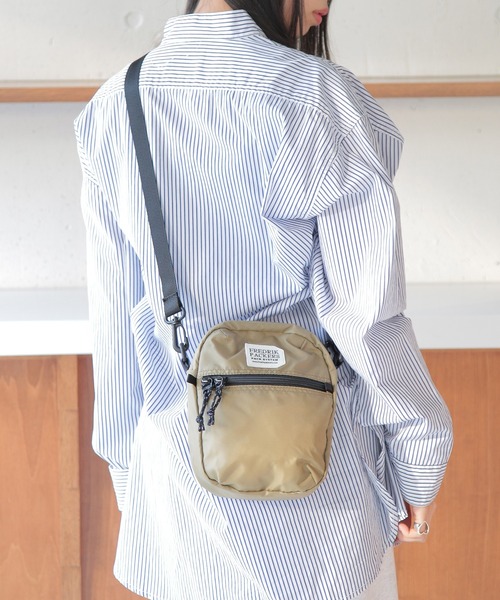 FREDRIK PACKERS(フレドリックパッカーズ)の「【FREDRIK PACKERS】ACTIVE SHOULDER(ショルダーバッグ・メンズ・ブラック/ベージュ/レオパード・FREE)」の9枚目の写真