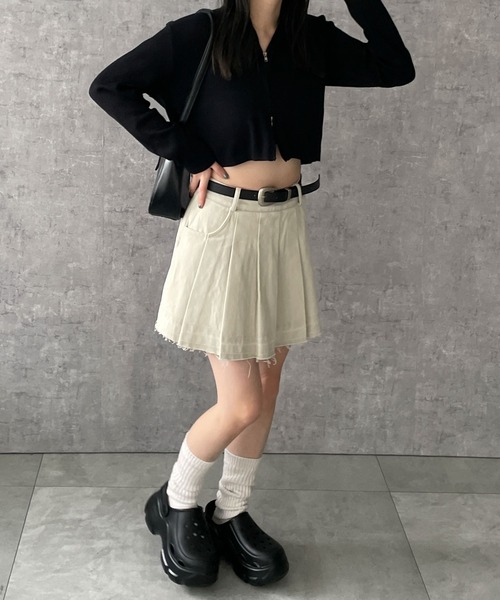WEGO（ウィゴー）の「WEGO/ベルト付プリーツスカパン（スカート・レディース・ブラック/ベージュ/アイボリー・MEDIUM/SMALL）」の21枚目の写真