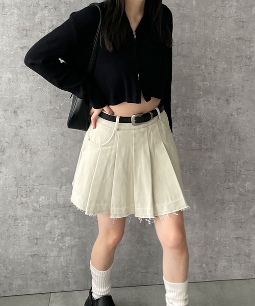 WEGO（ウィゴー）の「WEGO/ベルト付プリーツスカパン（スカート・レディース・ブラック/ベージュ/アイボリー・MEDIUM/SMALL）」の22枚目の写真