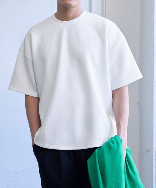 coca(coca)(コカ)の「メンズ ハリ感ダンボールテールカットトップス(スウェット・メンズ・ブラック/ホワイト・M/L/XL)」の2枚目の写真