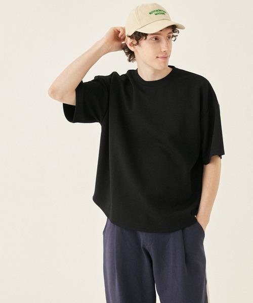 coca(coca)(コカ)の「メンズ ハリ感ダンボールテールカットトップス(スウェット・メンズ・ブラック/ホワイト・M/L/XL)」の1枚目の写真