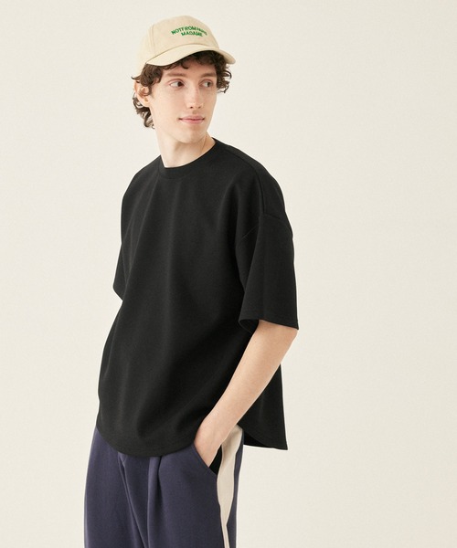 coca(coca)(コカ)の「メンズ ハリ感ダンボールテールカットトップス(スウェット・メンズ・ブラック/ホワイト・M/L/XL)」の4枚目の写真