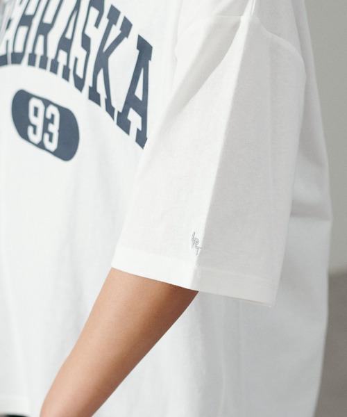 LARUTA(ラルータ)の「【LARUTA】バックスリットロゴT(Tシャツ/カットソー・レディース・ライトベージュ/チャコールグレー/オフホワイト/ネイビー・FREE)」の11枚目の写真