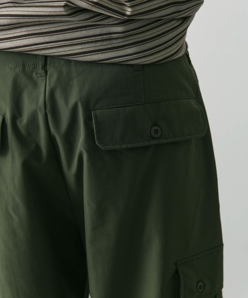 URBAN RESEARCH DOORS（アーバンリサーチドアーズ）の「リップストップカーゴパンツ（カーゴパンツ・メンズ・チャコールグレー/カーキ/ブラック・MEDIUM/LARGE）」の12枚目の写真