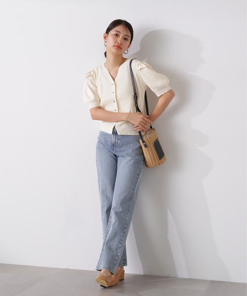 N.（N. Natural Beauty Basic）（エヌエヌナチュラルビューティーベーシック）の「◆タックショルダーキーネックニット（カーディガン/ボレロ・レディース・オフホワイト/スミクロ/オレンジ・MEDIUM）」の9枚目の写真