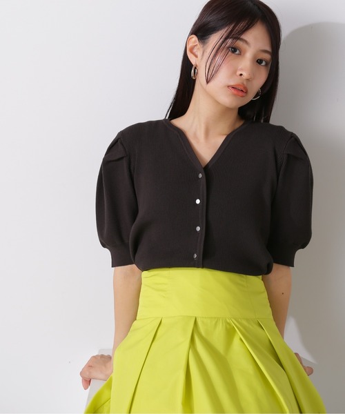 N.（N. Natural Beauty Basic）（エヌエヌナチュラルビューティーベーシック）の「◆タックショルダーキーネックニット（カーディガン/ボレロ・レディース・オフホワイト/スミクロ/オレンジ・MEDIUM）」の12枚目の写真