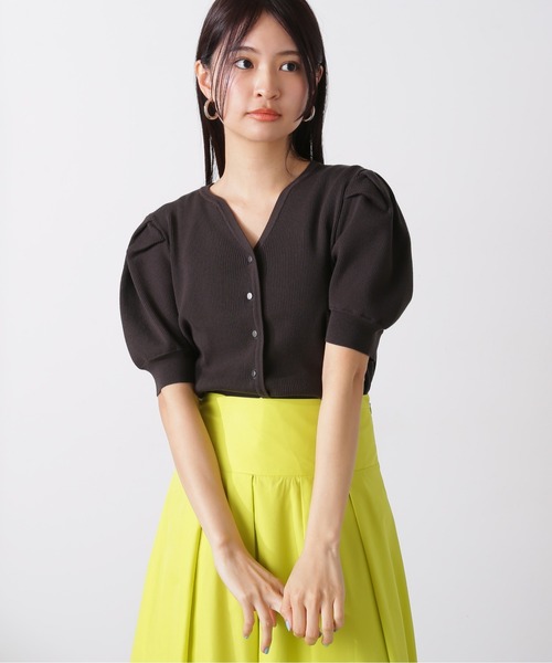 N.（N. Natural Beauty Basic）（エヌエヌナチュラルビューティーベーシック）の「◆タックショルダーキーネックニット（カーディガン/ボレロ・レディース・オフホワイト/スミクロ/オレンジ・MEDIUM）」の19枚目の写真