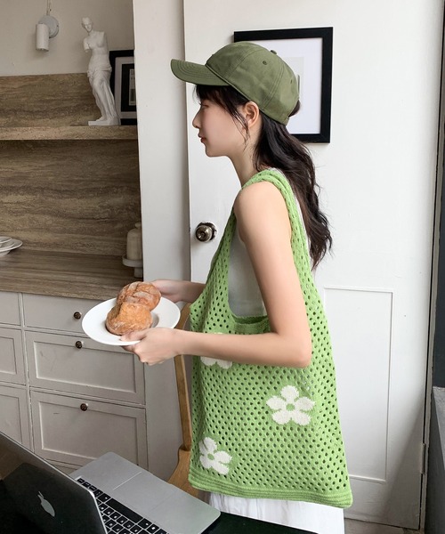 SHEPP(シープ)の「フラワーメッシュニットバッグ エコバッグ(エコバッグ/サブバッグ・レディース・ベージュ/グリーン/パープル/オレンジ・F)」の4枚目の写真