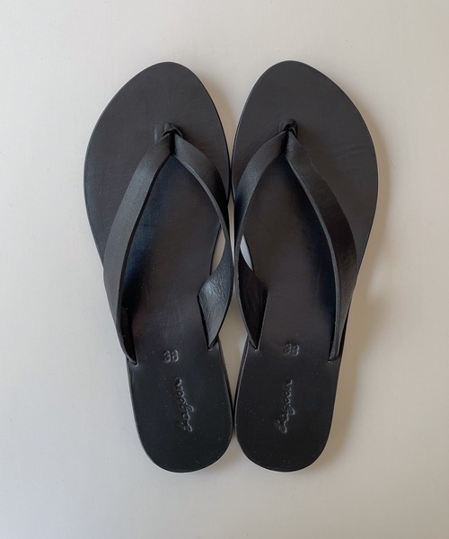 CANAL JEAN（キャナルジーン）の「from Lagoon　レザートングペタサンダル（サンダル・レディース・ブラック/オフホワイト・36/37/38）」の7枚目の写真