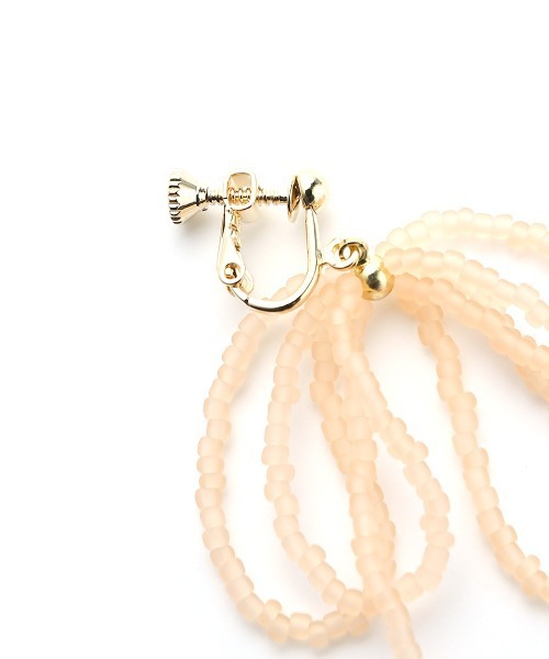 marjour（マージュール）の「MAT BEADS EARRING（イヤリング・レディース・ピンクベージュ/ブルー系1・FREE）」の18枚目の写真