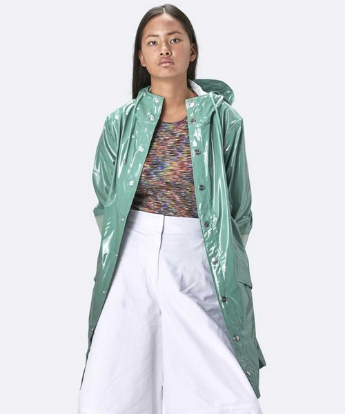 RAINS(レインズ)の「LTD LONG JACKET(レインコート/ポンチョ・レディース・グリーン/ブルー・X-SMALL/XX-SMALL)」の2枚目の写真